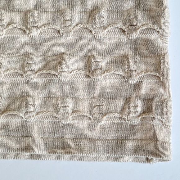 Soft Cream Diamond Hand Knit Sweater Women's Small - Picture 4 of 4